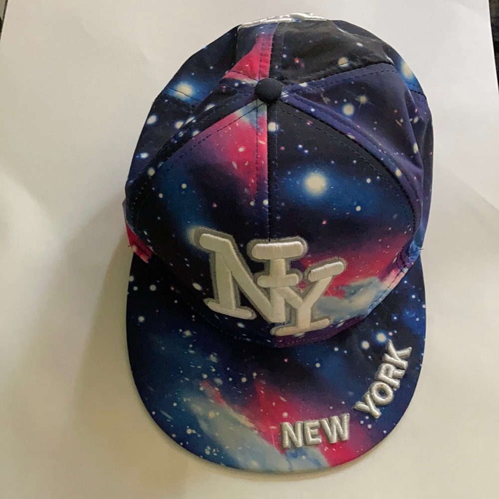 NEW YORK fitted cap